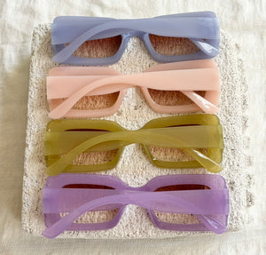 HAPPY HOUR SUNGLASSES [LAVENDER]