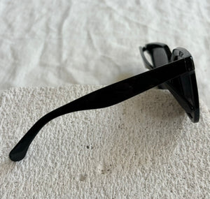 BOBBI SUNGLASSES [BLACK]