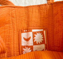 THE WEEKENDER TOTE [SUN TIME IN TANGERINE]